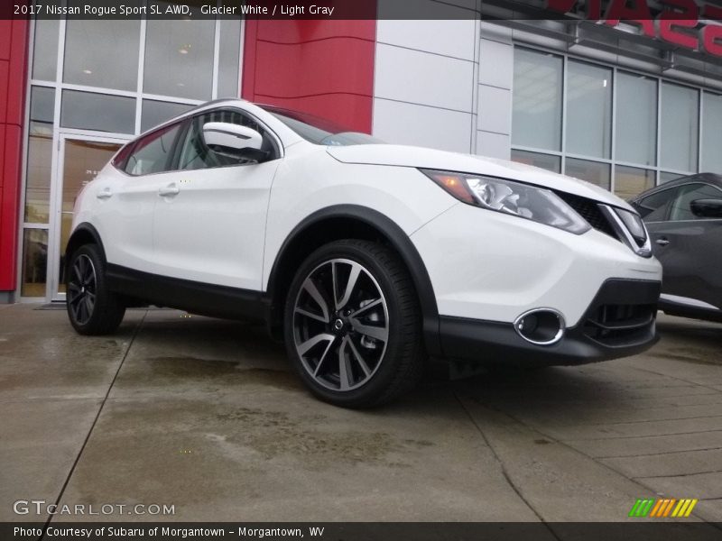 Glacier White / Light Gray 2017 Nissan Rogue Sport SL AWD