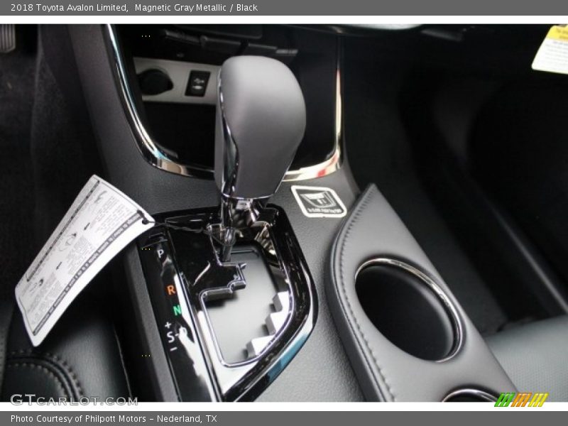 Magnetic Gray Metallic / Black 2018 Toyota Avalon Limited