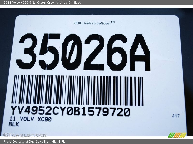 Oyster Grey Metallic / Off Black 2011 Volvo XC90 3.2
