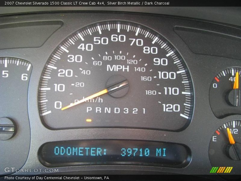 Silver Birch Metallic / Dark Charcoal 2007 Chevrolet Silverado 1500 Classic LT Crew Cab 4x4