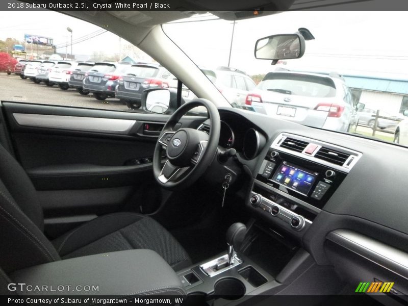 Crystal White Pearl / Black 2018 Subaru Outback 2.5i