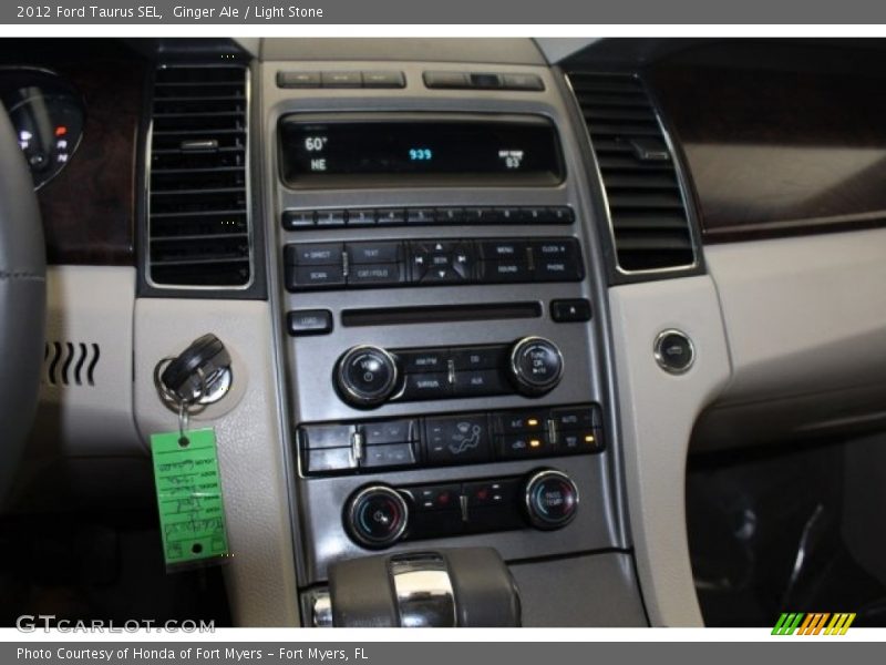 Ginger Ale / Light Stone 2012 Ford Taurus SEL