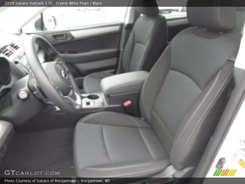 Crystal White Pearl / Black 2018 Subaru Outback 2.5i