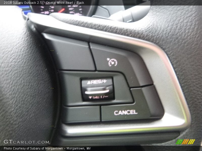 Crystal White Pearl / Black 2018 Subaru Outback 2.5i