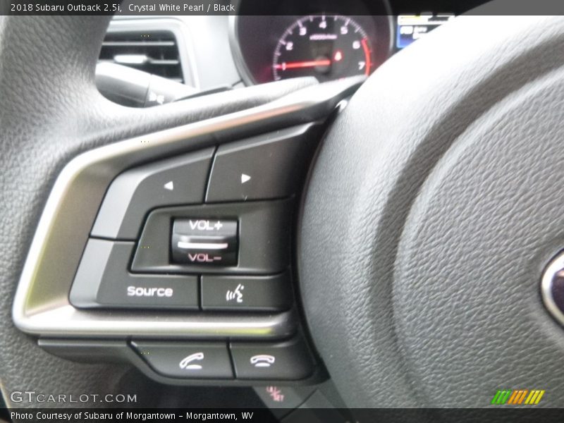 Crystal White Pearl / Black 2018 Subaru Outback 2.5i
