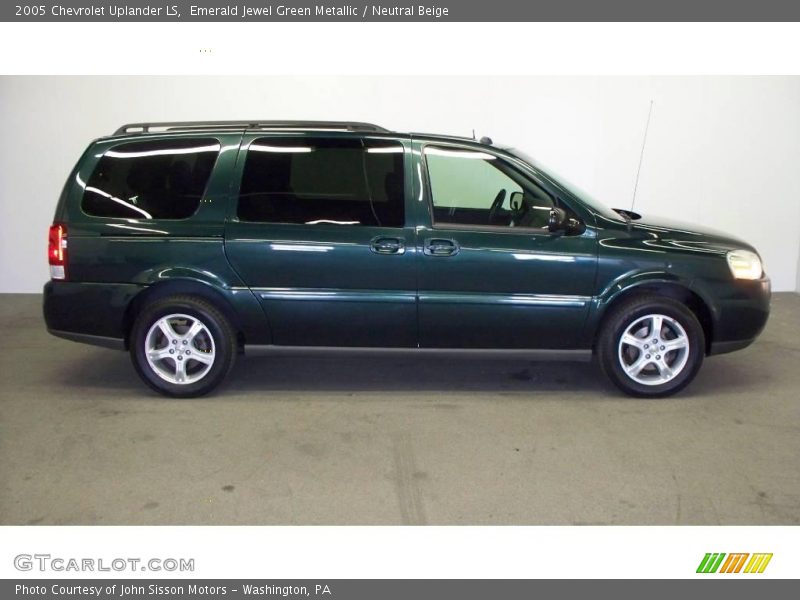Emerald Jewel Green Metallic / Neutral Beige 2005 Chevrolet Uplander LS