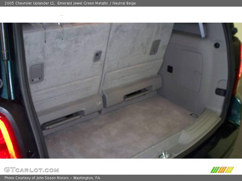 Emerald Jewel Green Metallic / Neutral Beige 2005 Chevrolet Uplander LS