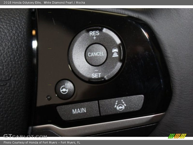 White Diamond Pearl / Mocha 2018 Honda Odyssey Elite