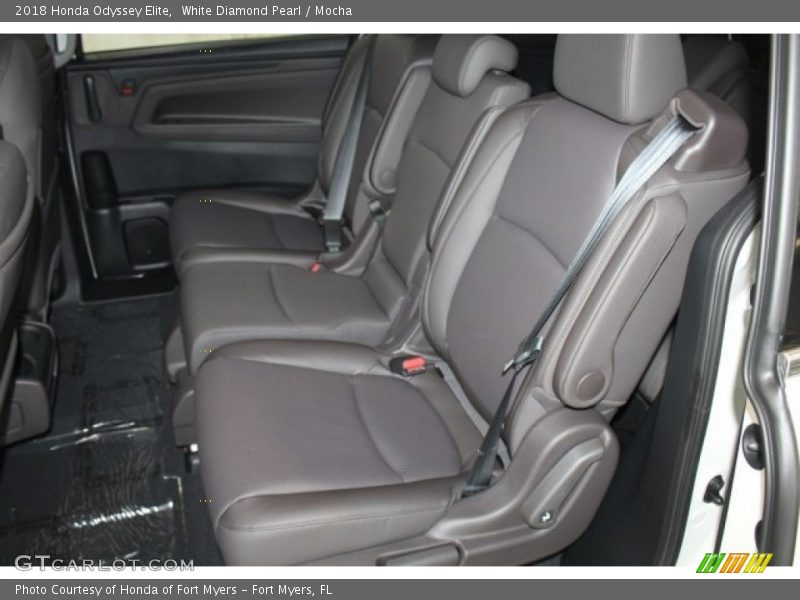White Diamond Pearl / Mocha 2018 Honda Odyssey Elite