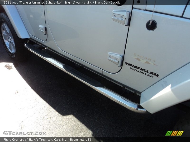 Bright Silver Metallic / Black/Dark Saddle 2011 Jeep Wrangler Unlimited Sahara 4x4