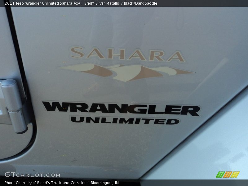 Bright Silver Metallic / Black/Dark Saddle 2011 Jeep Wrangler Unlimited Sahara 4x4