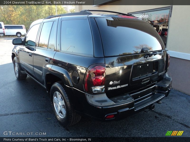 Black / Medium Pewter 2004 Chevrolet TrailBlazer LS 4x4