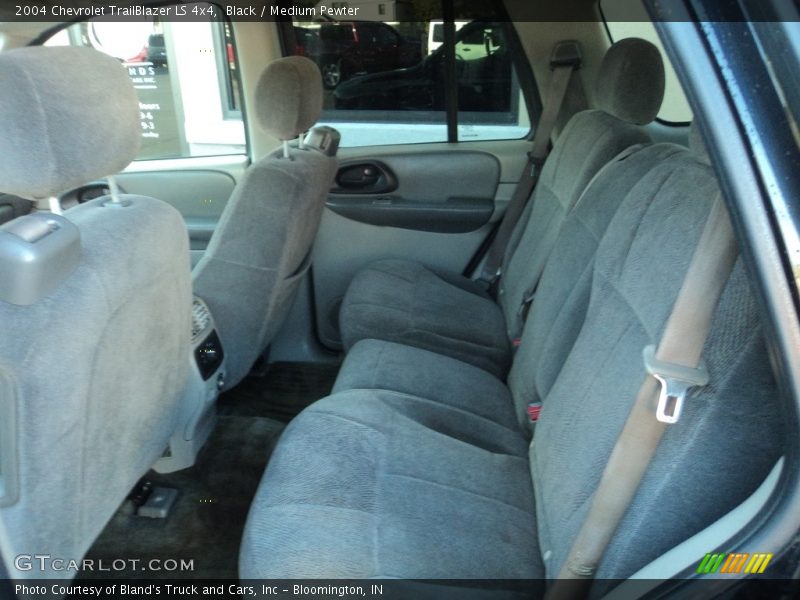 Black / Medium Pewter 2004 Chevrolet TrailBlazer LS 4x4
