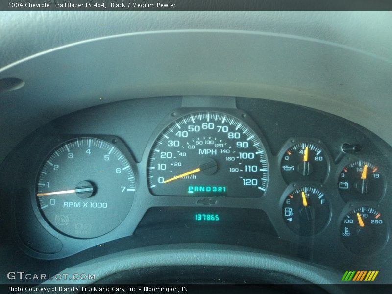 Black / Medium Pewter 2004 Chevrolet TrailBlazer LS 4x4