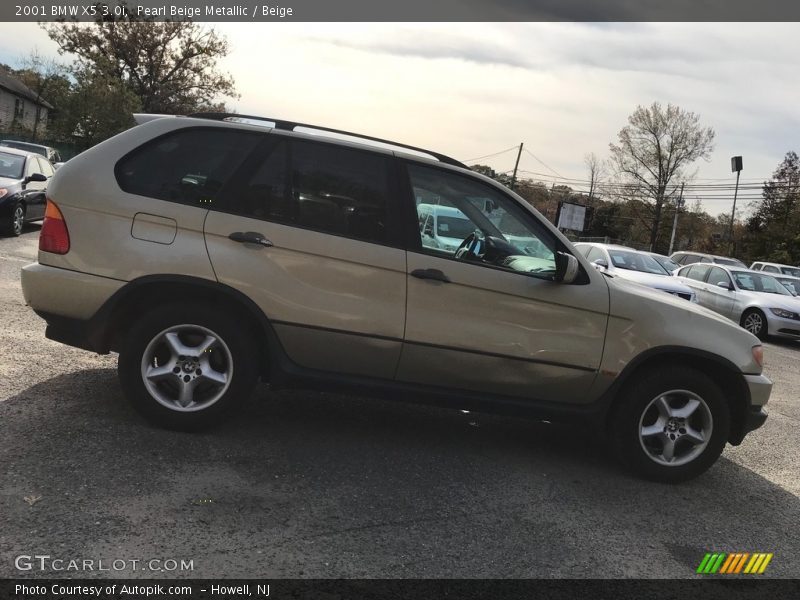 Pearl Beige Metallic / Beige 2001 BMW X5 3.0i