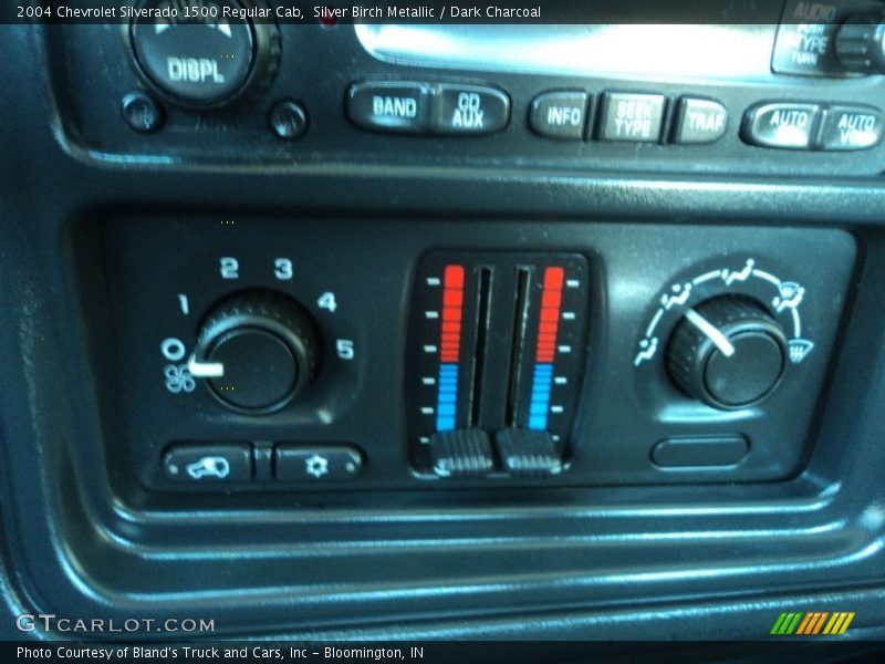 Silver Birch Metallic / Dark Charcoal 2004 Chevrolet Silverado 1500 Regular Cab