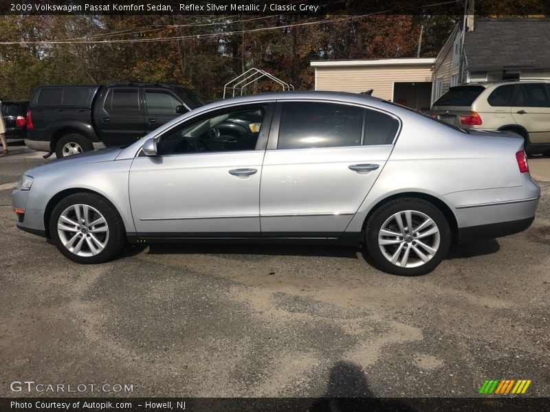 Reflex Silver Metallic / Classic Grey 2009 Volkswagen Passat Komfort Sedan