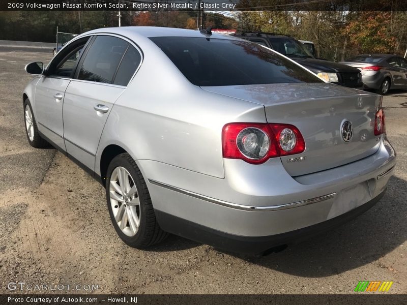 Reflex Silver Metallic / Classic Grey 2009 Volkswagen Passat Komfort Sedan