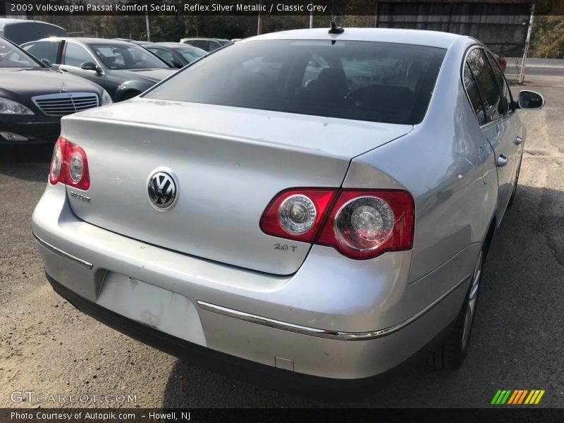 Reflex Silver Metallic / Classic Grey 2009 Volkswagen Passat Komfort Sedan