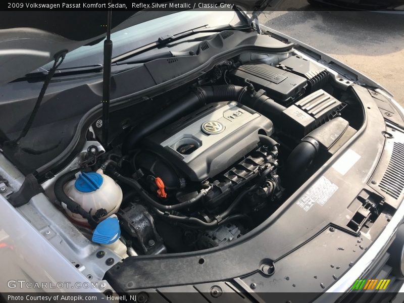 Reflex Silver Metallic / Classic Grey 2009 Volkswagen Passat Komfort Sedan