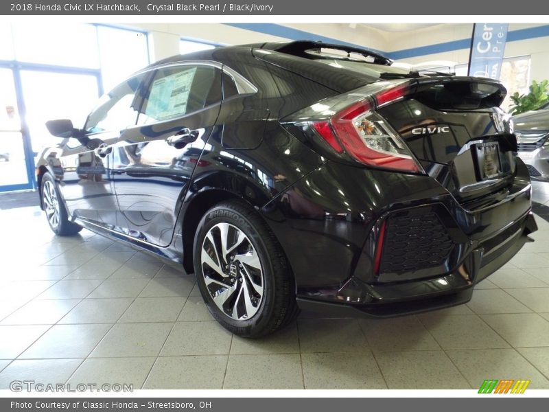 Crystal Black Pearl / Black/Ivory 2018 Honda Civic LX Hatchback