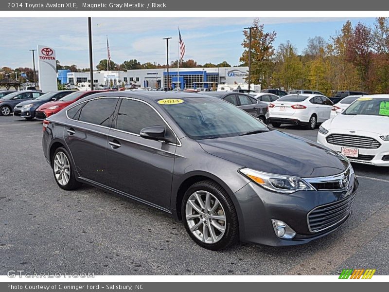 Magnetic Gray Metallic / Black 2014 Toyota Avalon XLE