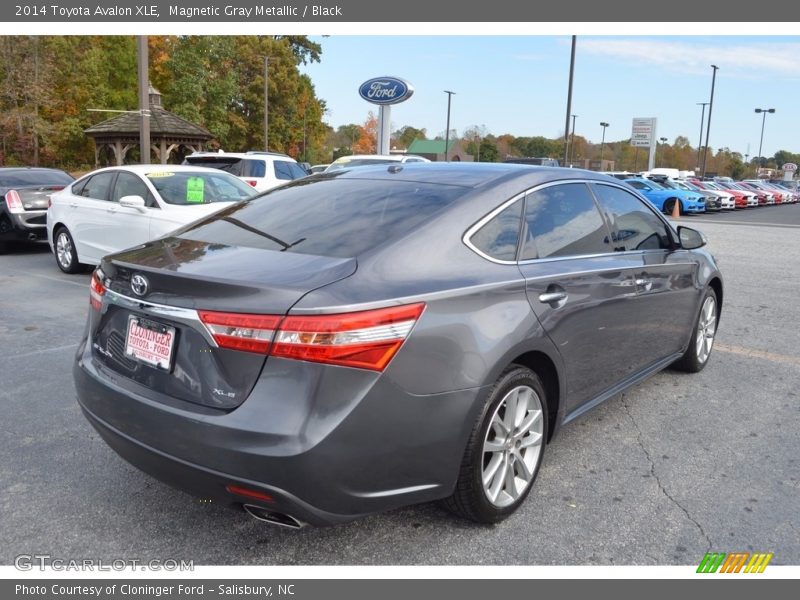 Magnetic Gray Metallic / Black 2014 Toyota Avalon XLE