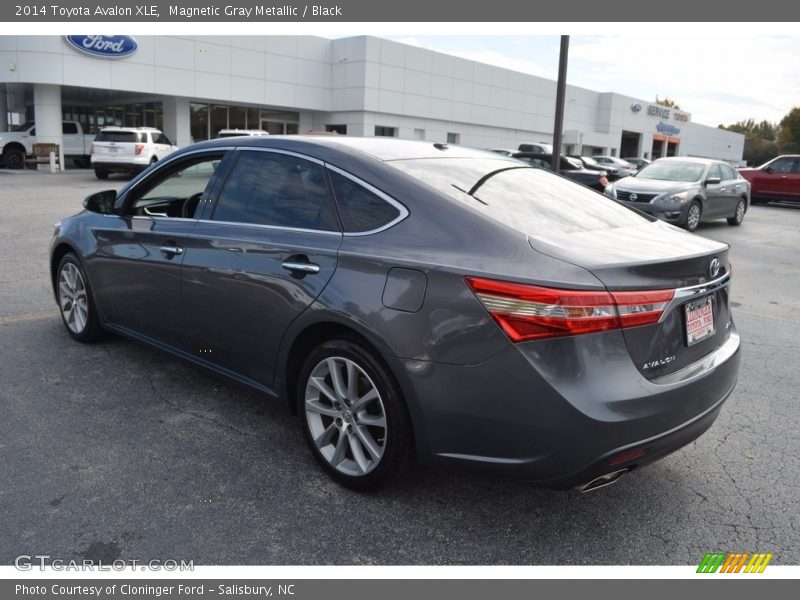Magnetic Gray Metallic / Black 2014 Toyota Avalon XLE