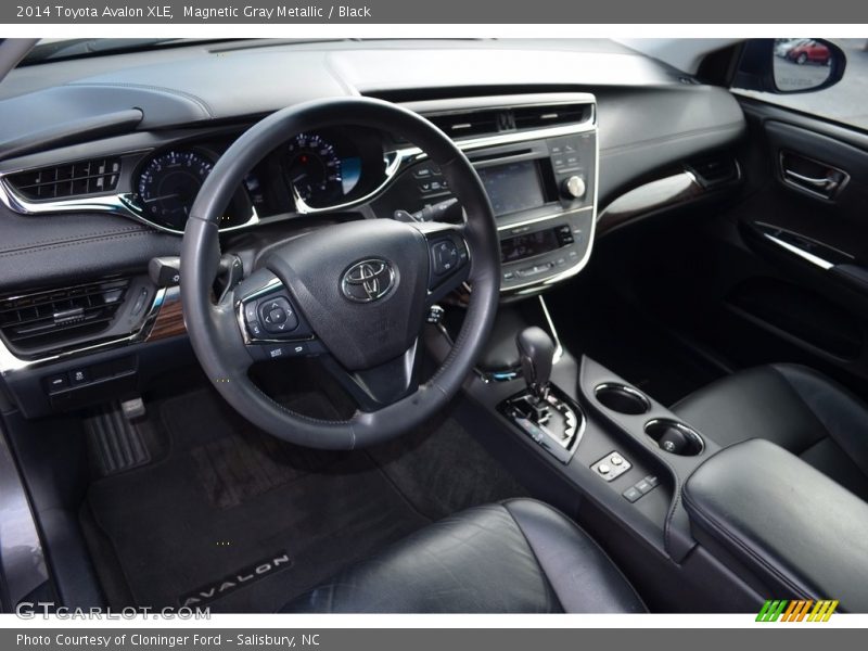 Magnetic Gray Metallic / Black 2014 Toyota Avalon XLE