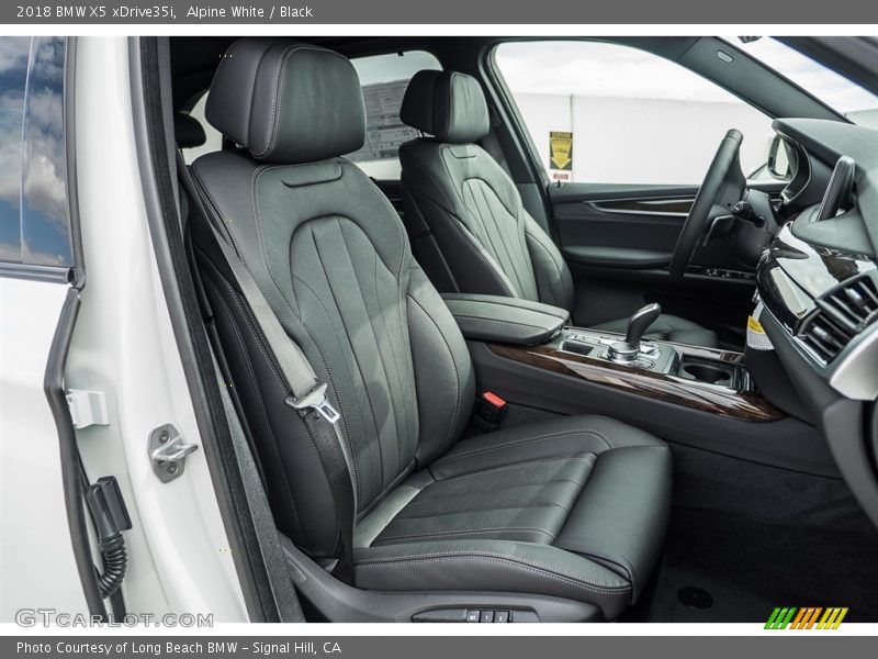 Alpine White / Black 2018 BMW X5 xDrive35i