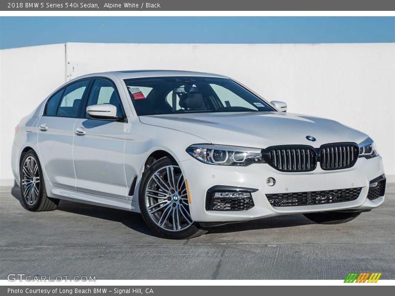 Front 3/4 View of 2018 5 Series 540i Sedan