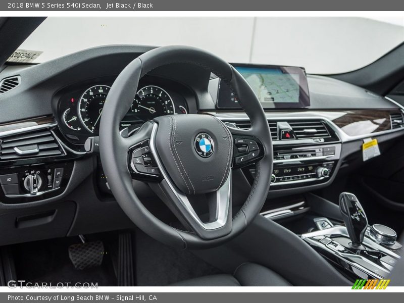 Jet Black / Black 2018 BMW 5 Series 540i Sedan