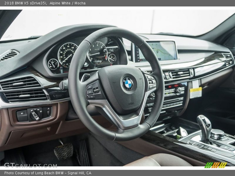 Alpine White / Mocha 2018 BMW X5 sDrive35i
