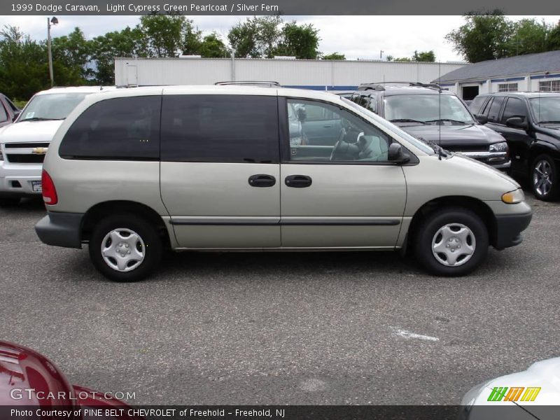 Light Cypress Green Pearlcoat / Silver Fern 1999 Dodge Caravan