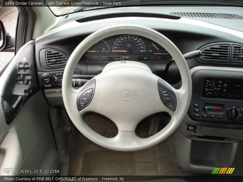 Light Cypress Green Pearlcoat / Silver Fern 1999 Dodge Caravan