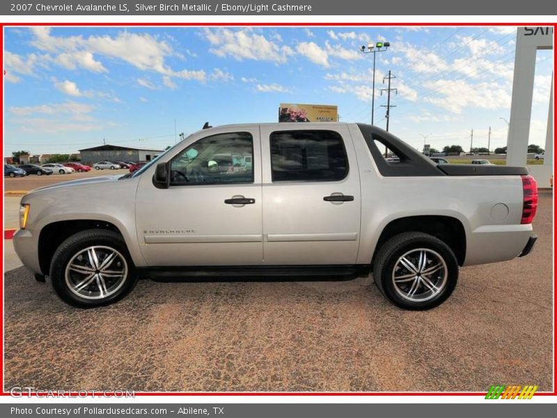 Silver Birch Metallic / Ebony/Light Cashmere 2007 Chevrolet Avalanche LS