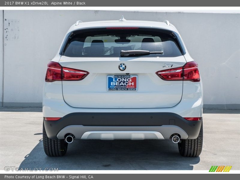 Alpine White / Black 2017 BMW X1 xDrive28i