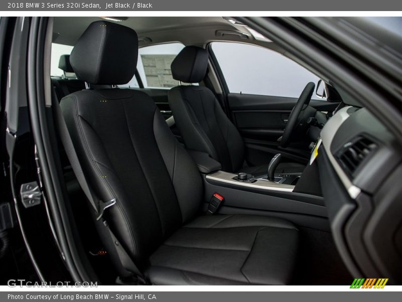 Jet Black / Black 2018 BMW 3 Series 320i Sedan