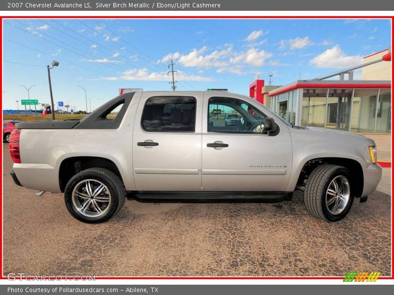 Silver Birch Metallic / Ebony/Light Cashmere 2007 Chevrolet Avalanche LS