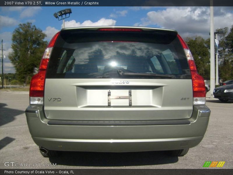 Willow Green Metallic / Graphite 2007 Volvo V70 2.5T