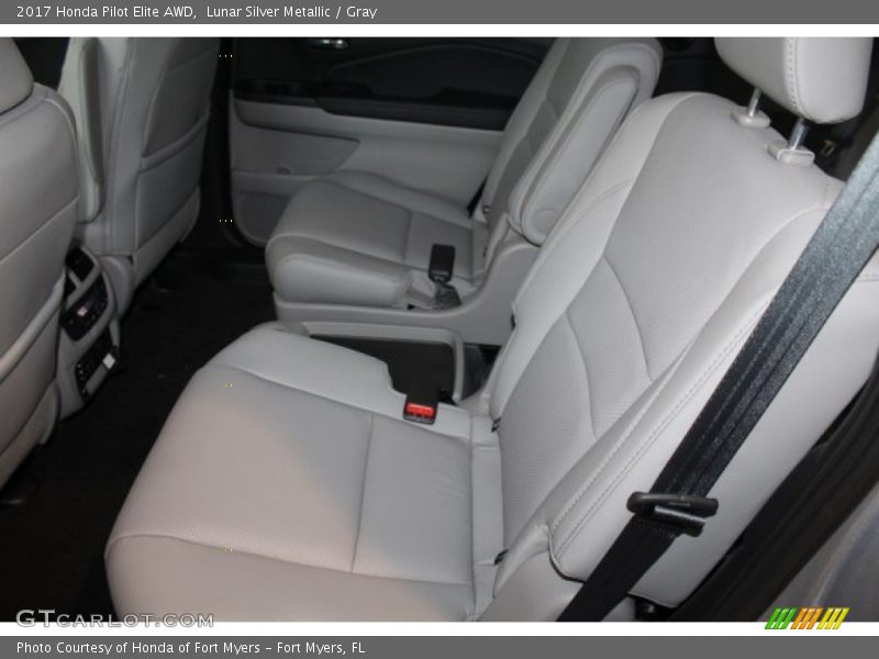 Lunar Silver Metallic / Gray 2017 Honda Pilot Elite AWD