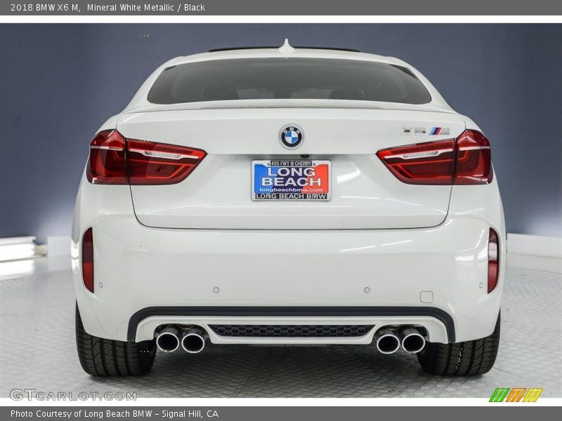 Mineral White Metallic / Black 2018 BMW X6 M