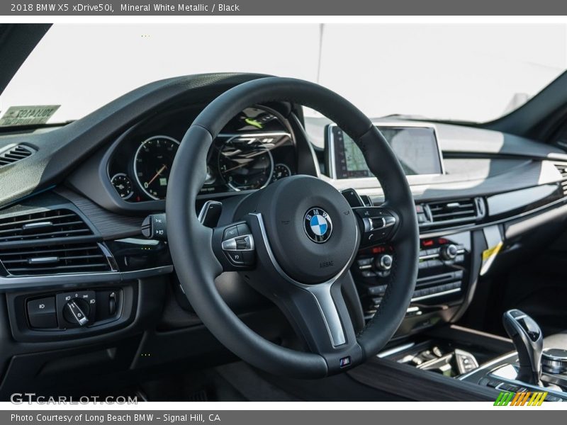 Mineral White Metallic / Black 2018 BMW X5 xDrive50i