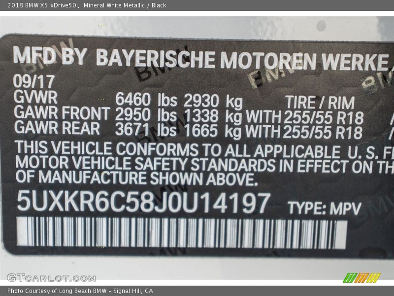 Mineral White Metallic / Black 2018 BMW X5 xDrive50i