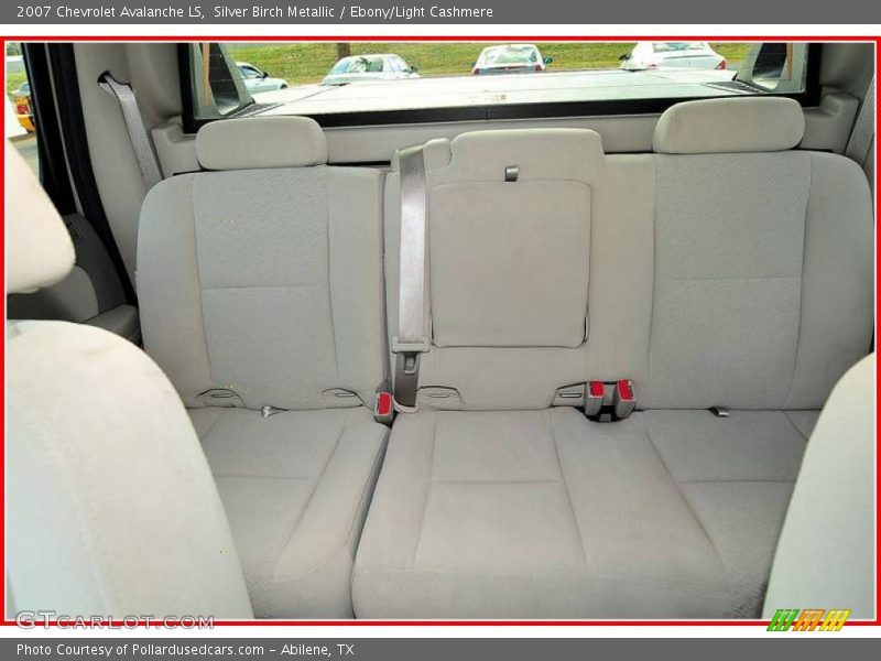 Silver Birch Metallic / Ebony/Light Cashmere 2007 Chevrolet Avalanche LS