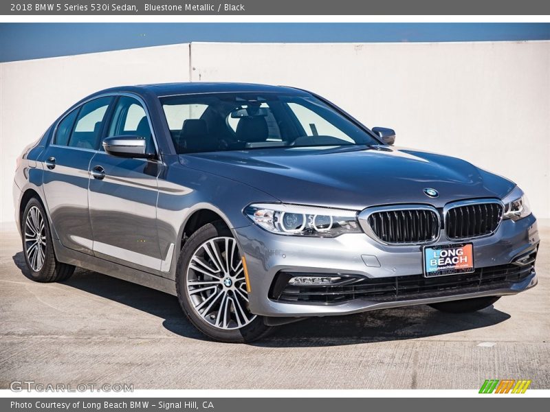 Front 3/4 View of 2018 5 Series 530i Sedan