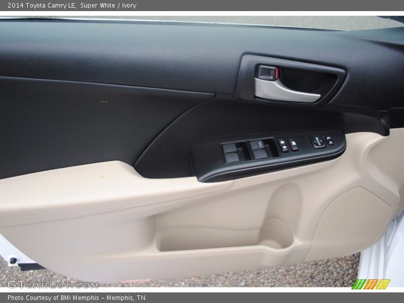 Super White / Ivory 2014 Toyota Camry LE