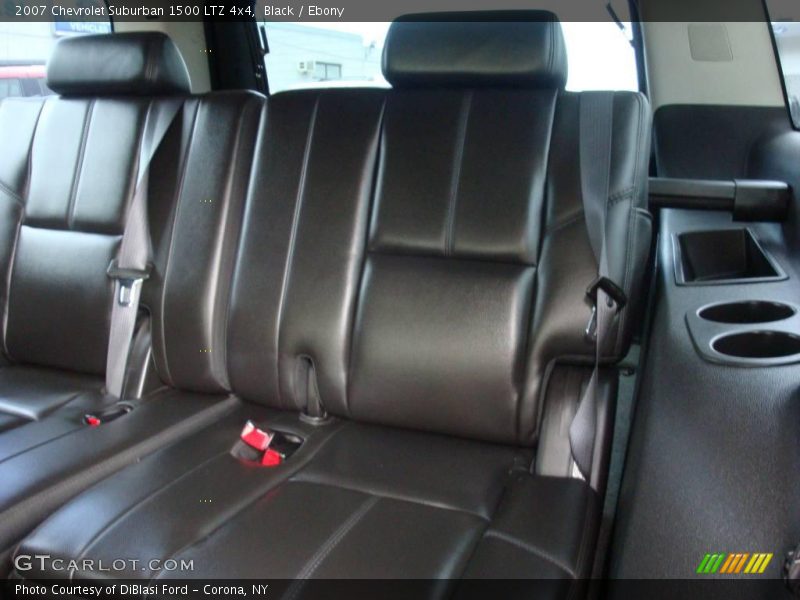 Black / Ebony 2007 Chevrolet Suburban 1500 LTZ 4x4