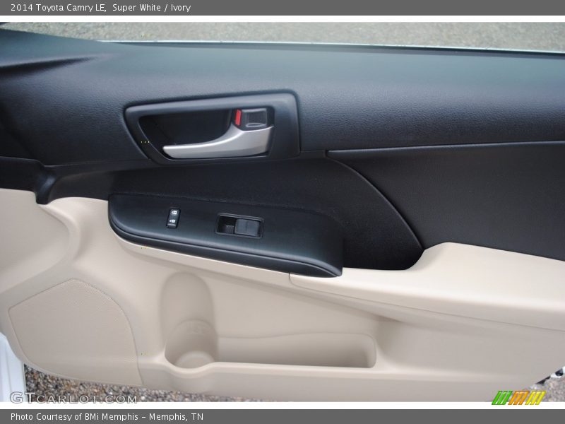 Super White / Ivory 2014 Toyota Camry LE