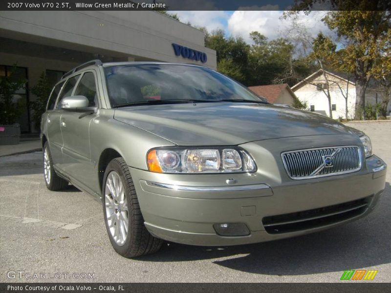 Willow Green Metallic / Graphite 2007 Volvo V70 2.5T